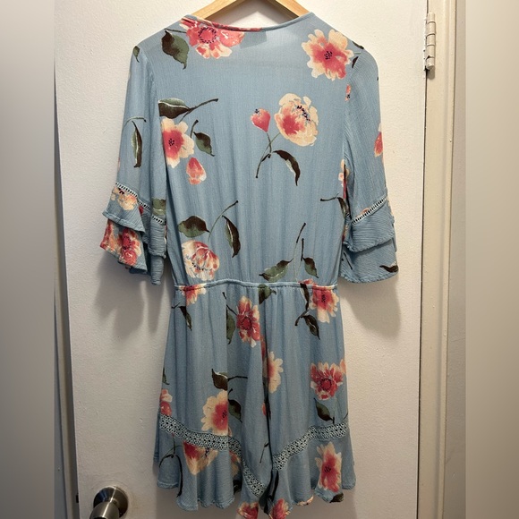 Vici Romper - Picture 2 of 5